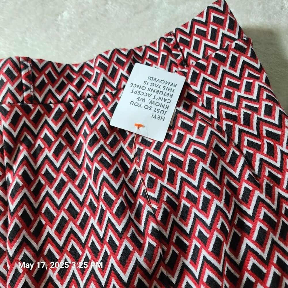 Asos Design Women's Pants Sz 6 Red Black Geometric Pattern Flare Bottom Stretch - Picture 2 of 13